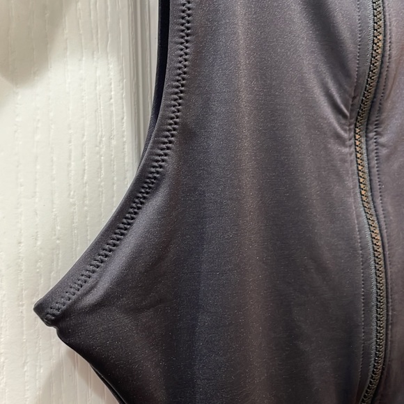 🔥NWT SKIMS Swim Zip Front Sleeveless One Piece ONYX - Picture 14 of 17